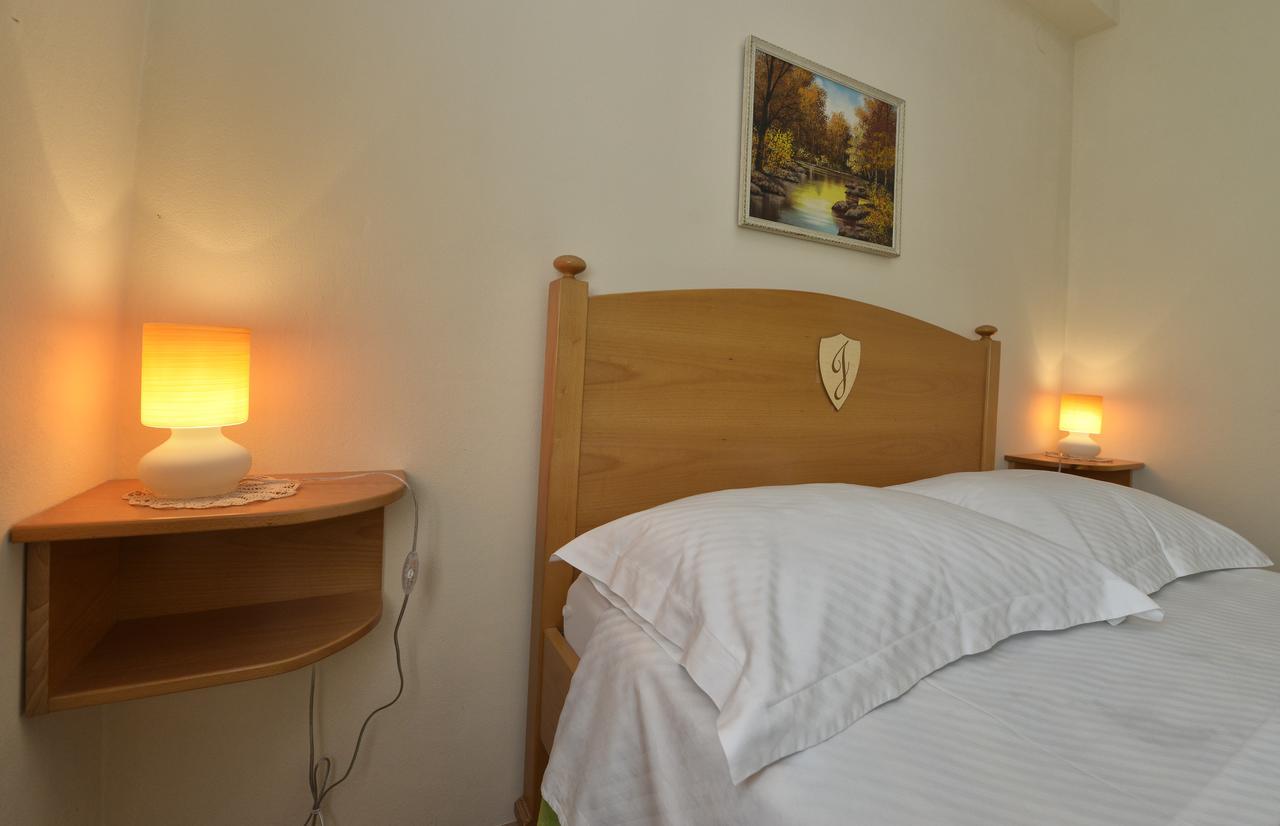 Seget  Bed And Breakfast Julia מראה חיצוני תמונה